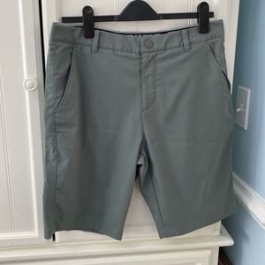 Men’s Puma golf short size 33
